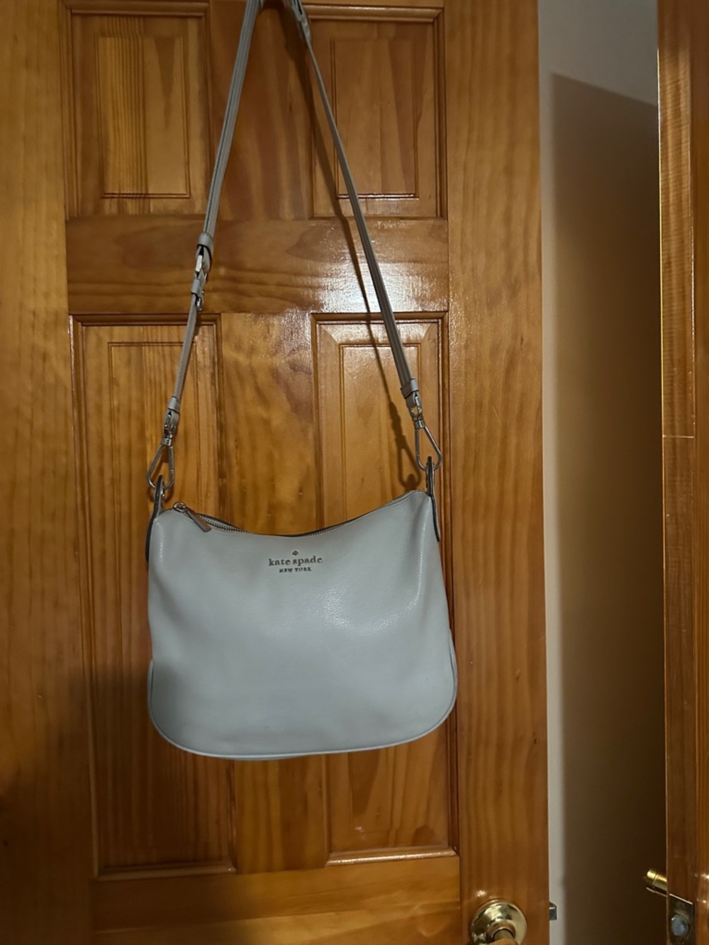 kate spade gray leather shoulder bag with adjustable strap